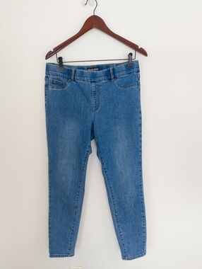 Frank Lyman Montreal Pull-On High Waisted Slim Jeans Medium Wash Blue Size L